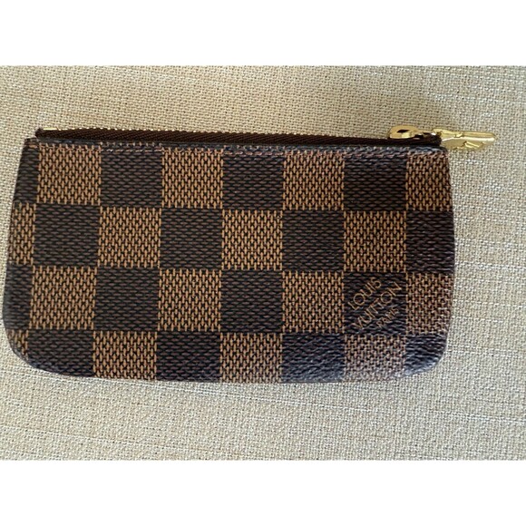 Louis Vuitton Damier Ebene Key Pouch - Original Size (N62658) - Picture 2 of 14